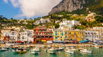 Una vista icónica de Capri, Italia
