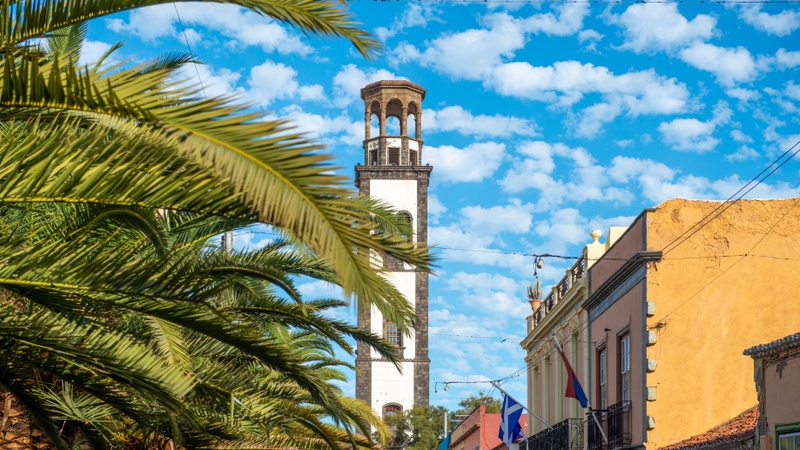 Una vista icónica de Santa Cruz, España  